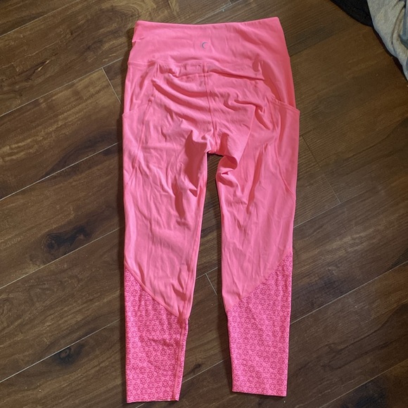 Zyia 8-10 Pink Leggings - Picture 2 of 5
